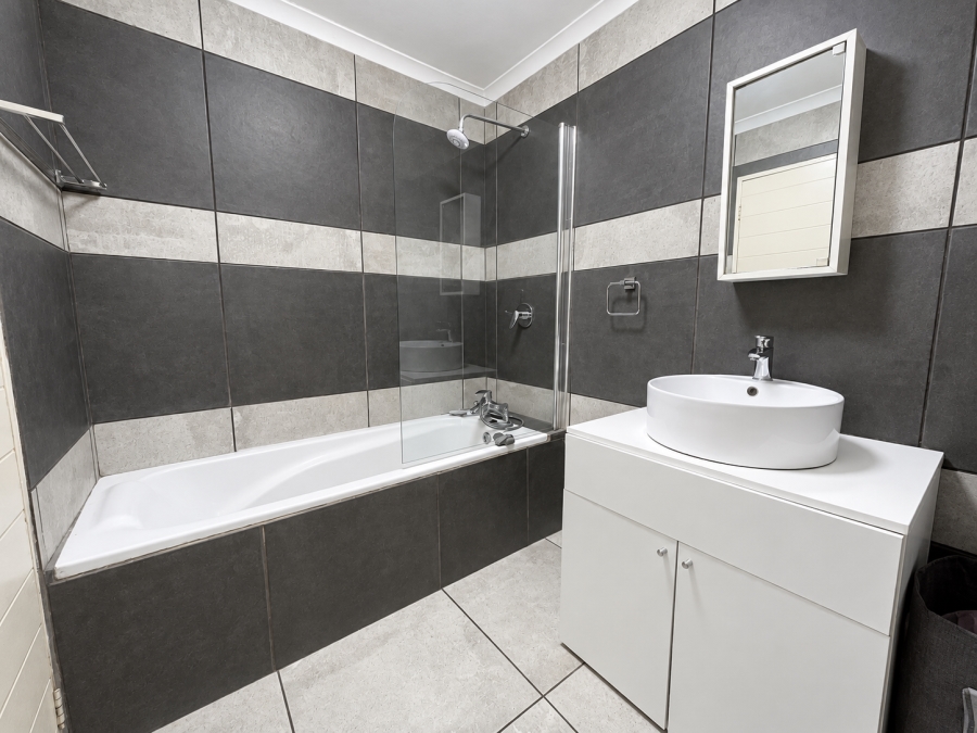 3 Bedroom Property for Sale in Brooklyn Western Cape